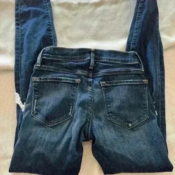 FRAME le skinny de Jeanne Distressed - Picture 5 of 5